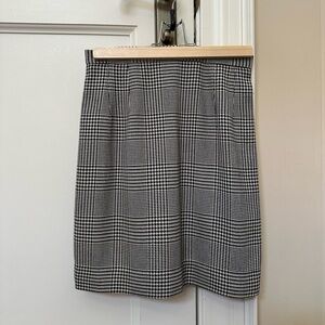 Talbots houndstooth miniskirt